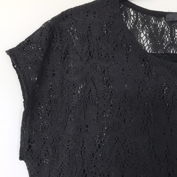 Black Lace Short Sleeve Blouse - Picture 2 of 2